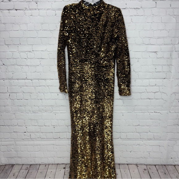 Beulah Dresses & Skirts - Beulah Gold Sequin Maxi Dress